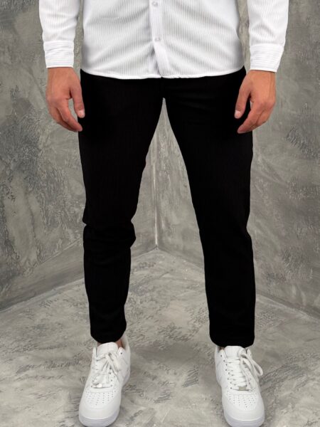 Muške slim fit rebraste pantalone modernog kroja za elegantne i svakodnevne kombinacije